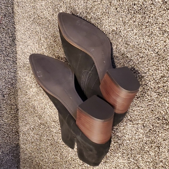 NEW Lucky Brand Jeisa boots block heels shoes Suede - Picture 10 of 10
